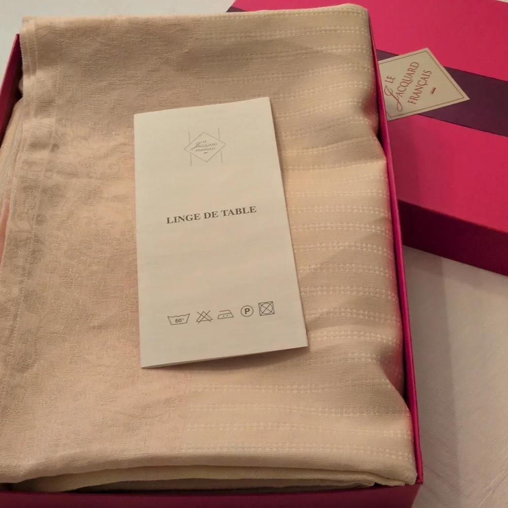 Linen Tablecloth By Primrose Bordier In Pastel Colors - Picture 8 of 8